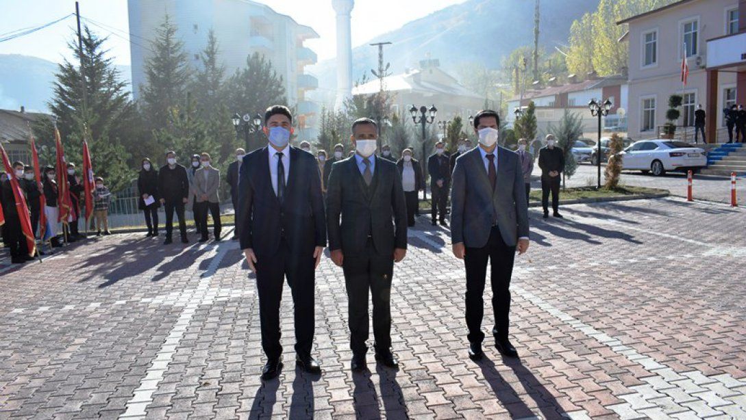 İLÇE KAYMAKAMI SAYIN NECDET ÖZDEMİR'e NEZAKET ZİYARETİ ve 24 KASIM ÖĞRETMENLER GÜNÜ PROGRAMI